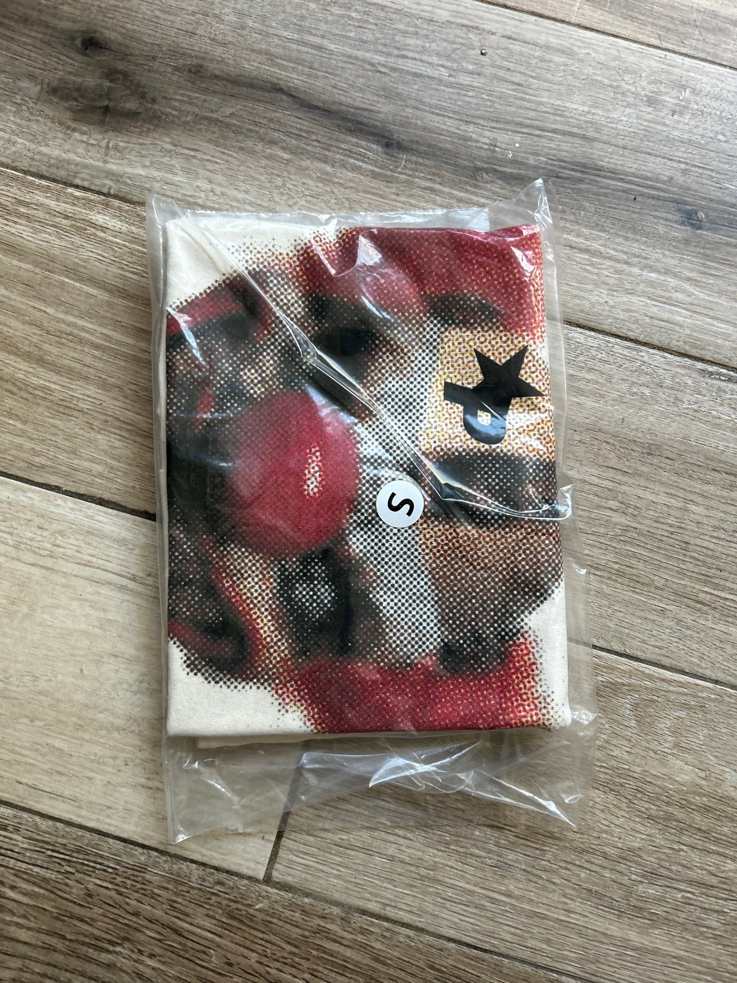 TWISTED CLOWN TEE CREME